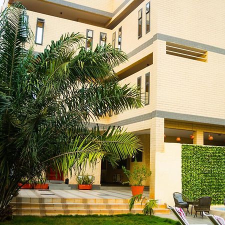 Mokaa Residence Hoteliere Ломе Экстерьер фото