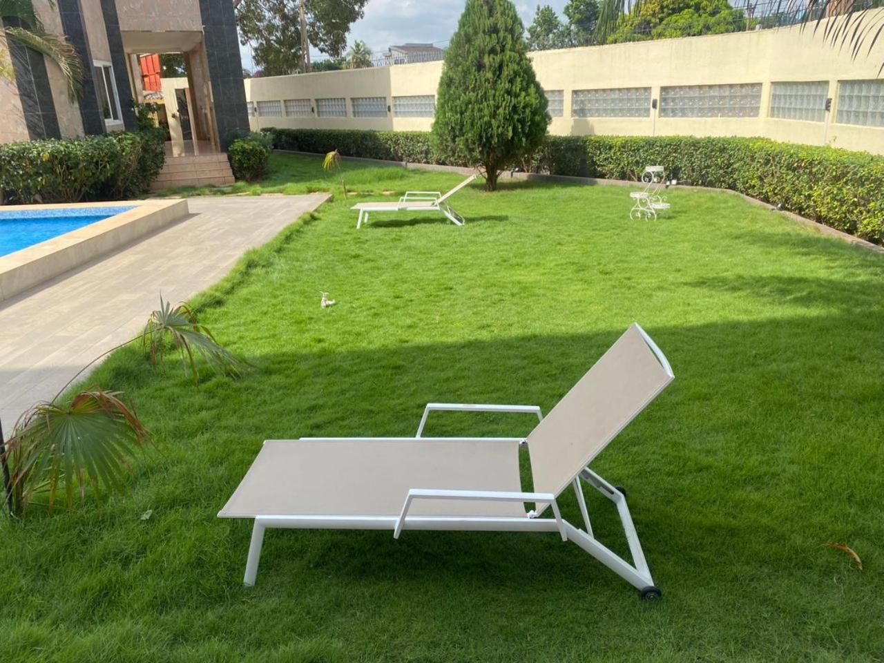 Mokaa Residence Hoteliere Ломе Экстерьер фото